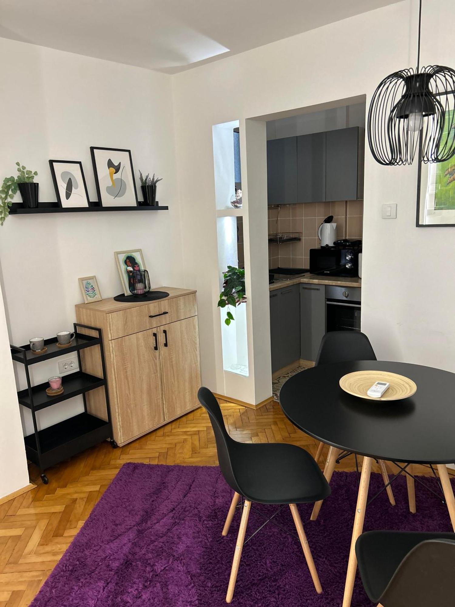 Martina Lux Appartement Belgrado Buitenkant foto